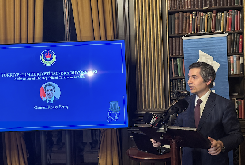 Ted Ingiltere Sapka İnkılabı