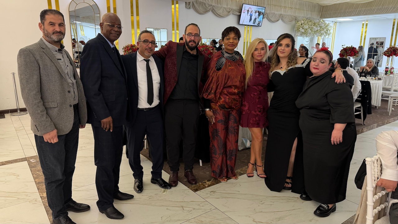 Ceyda Ve Rezvan Kına 3