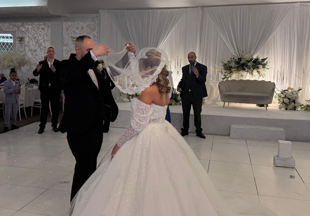 Ceyda Ve Rezvan Londra