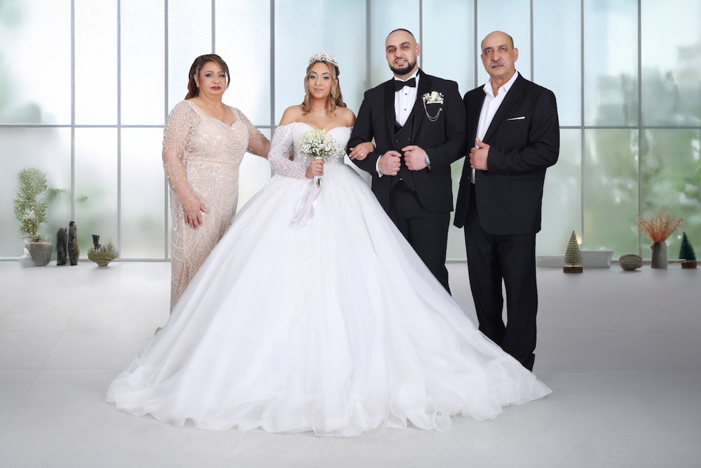 Damadın Ailesi Ceyda Ve Rezvan Londra Ingiltere