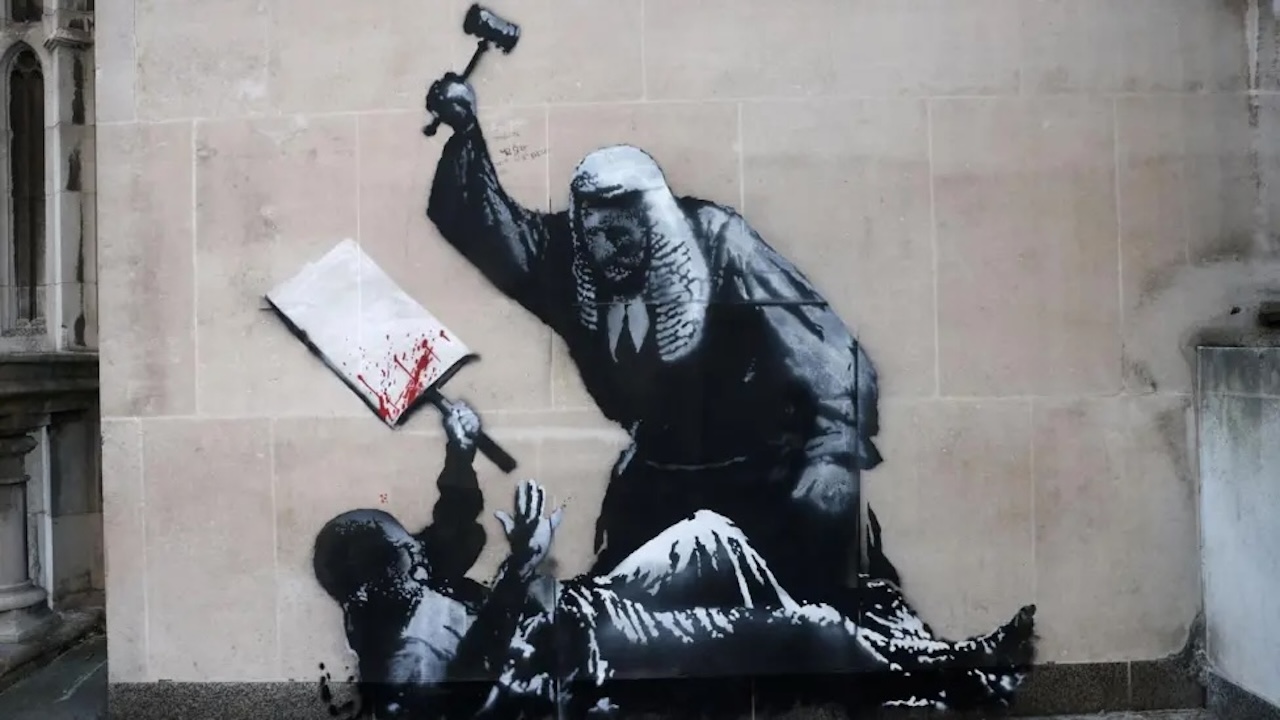 İki Aynı Banksy Resmi Londra’da Görüntülendi