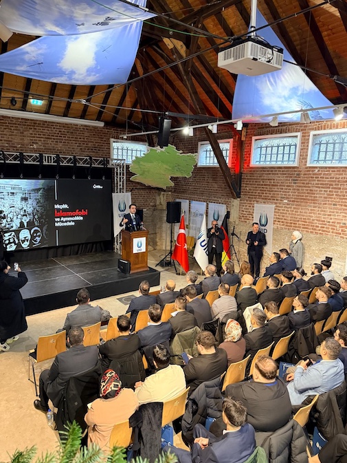 Ytb Başkanı Turus’tan Köln’de Irkçılık Ve İslamofobi Uyarısı 3