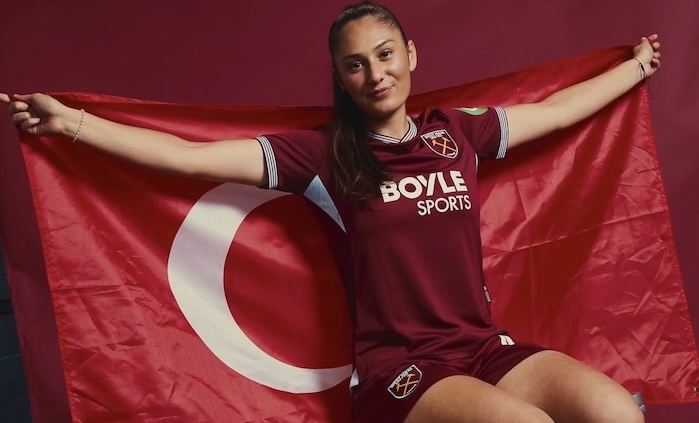 Türk Gencimiz Selin Cemal Ingiltere