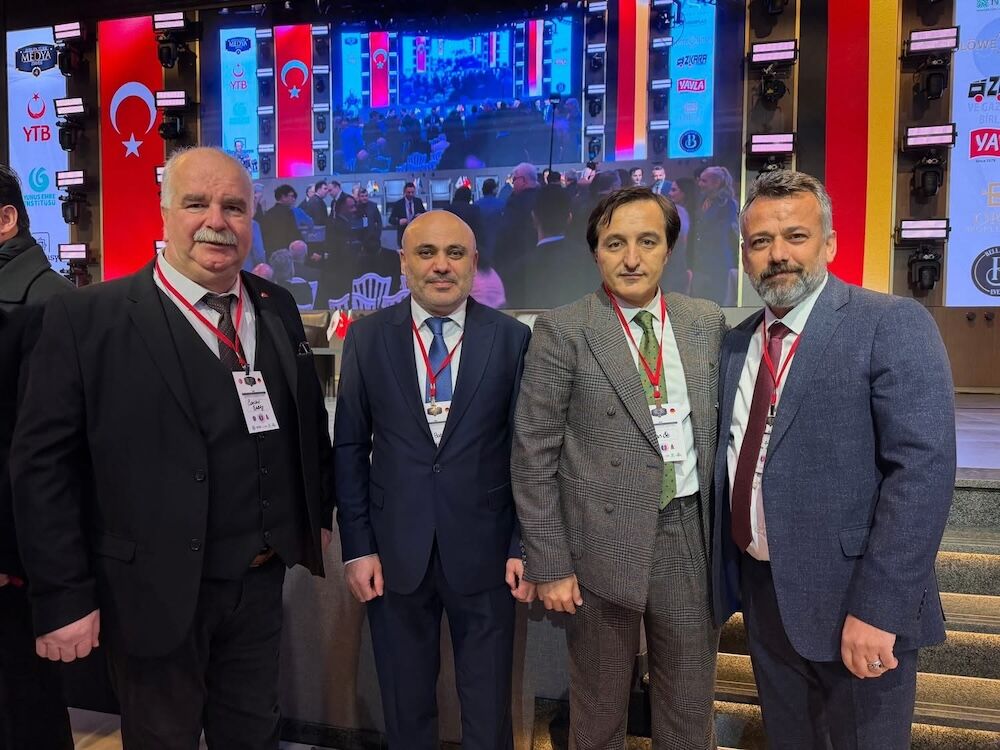 Avrupa’da Yılın Gazetecisi Ödülü, İngiltere'den Gazeteci Vatan Öz’e Verildi11