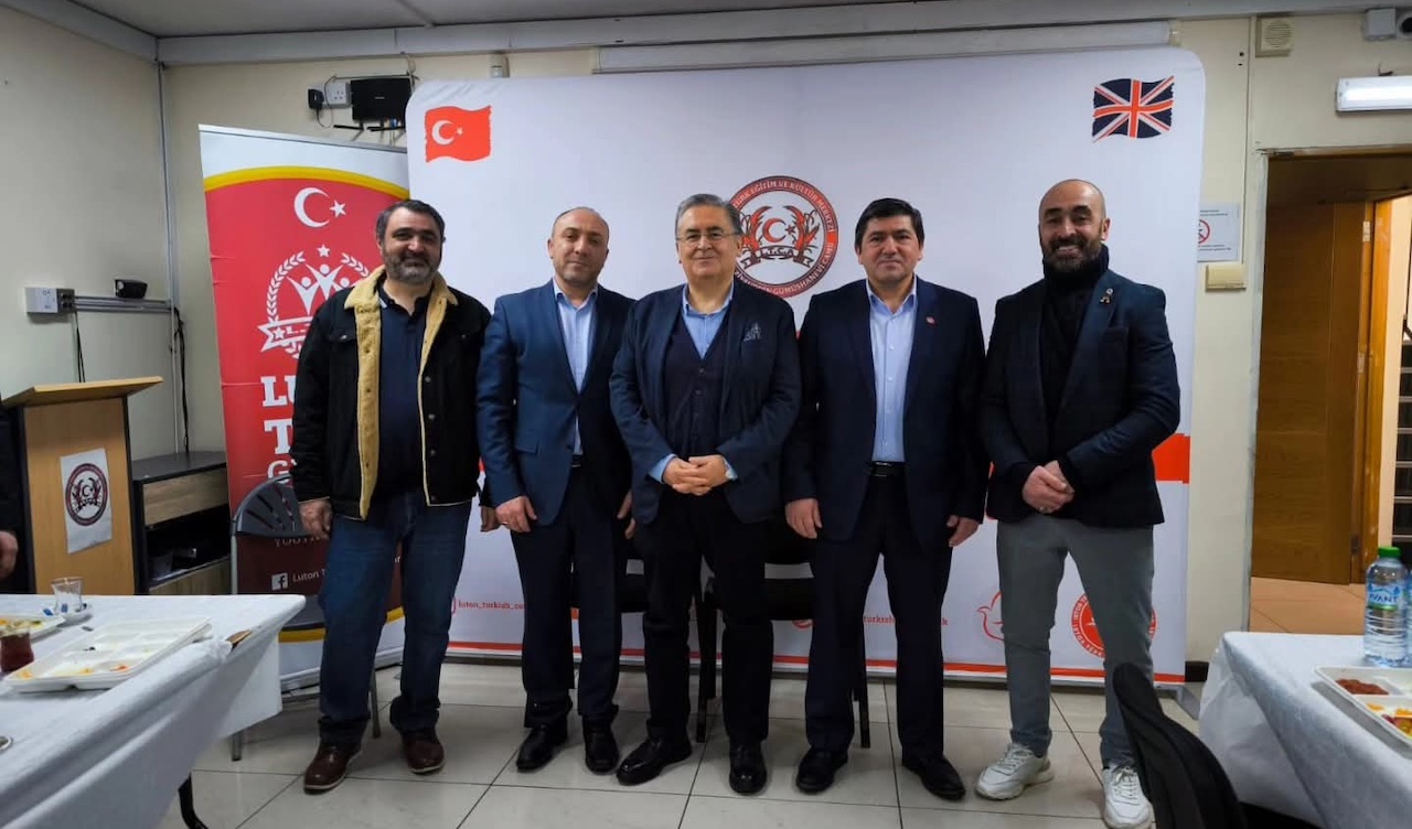 Londra Başkonsolosu Ulusoy Luton’da Türklerle Buluştu