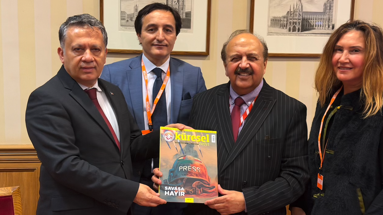 Lord Ile 5 Cayı Londra'da Medya Ve Diplomasi 1