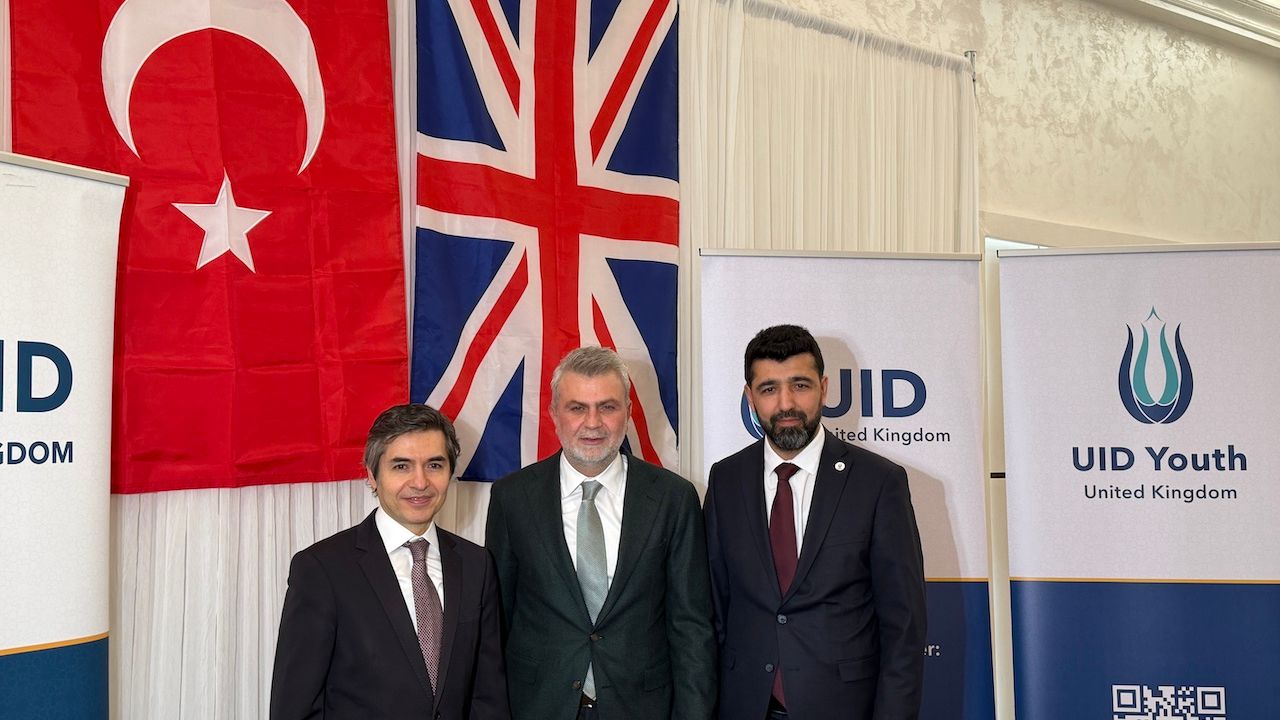 Uid Birlesik Krallik Iftar