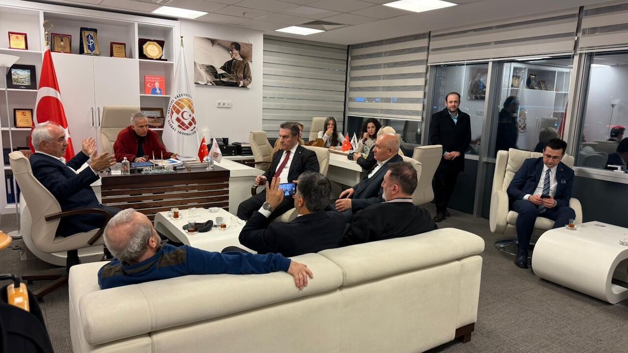 Ankara’da Kgk Iftarında Savaş Konuşuldu 4