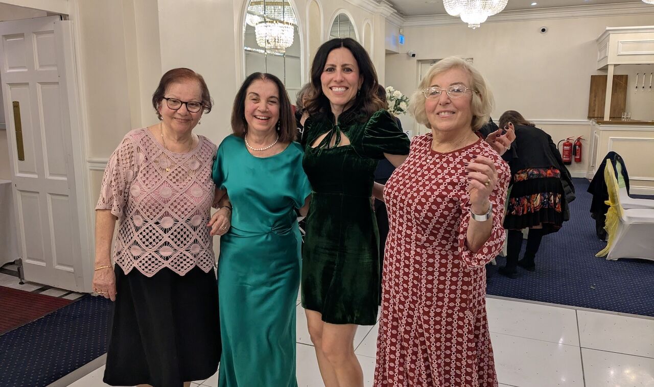 Haringey’de Bayram Ve Anneler Günü Coşkusu-1