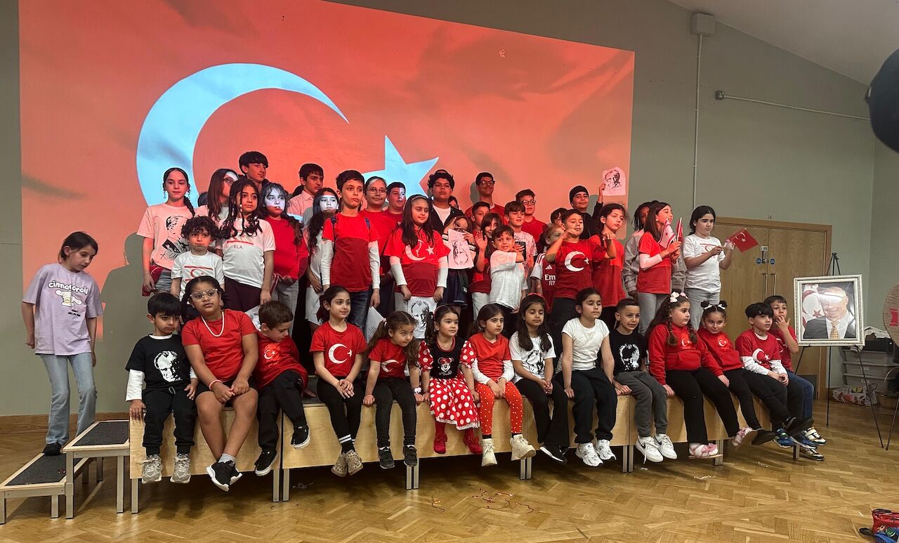 Enfield Bölgesinde Atatürk Coşkusu 10