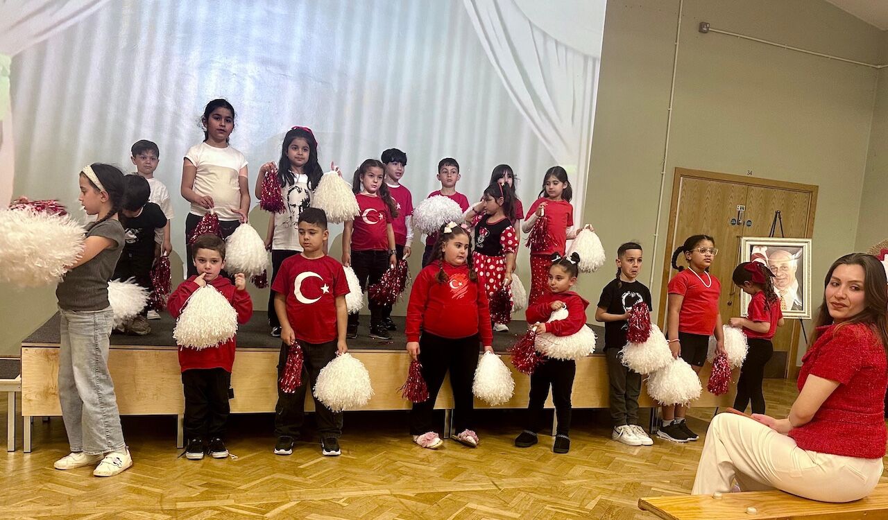 Enfield Bölgesinde Atatürk Coşkusu 7