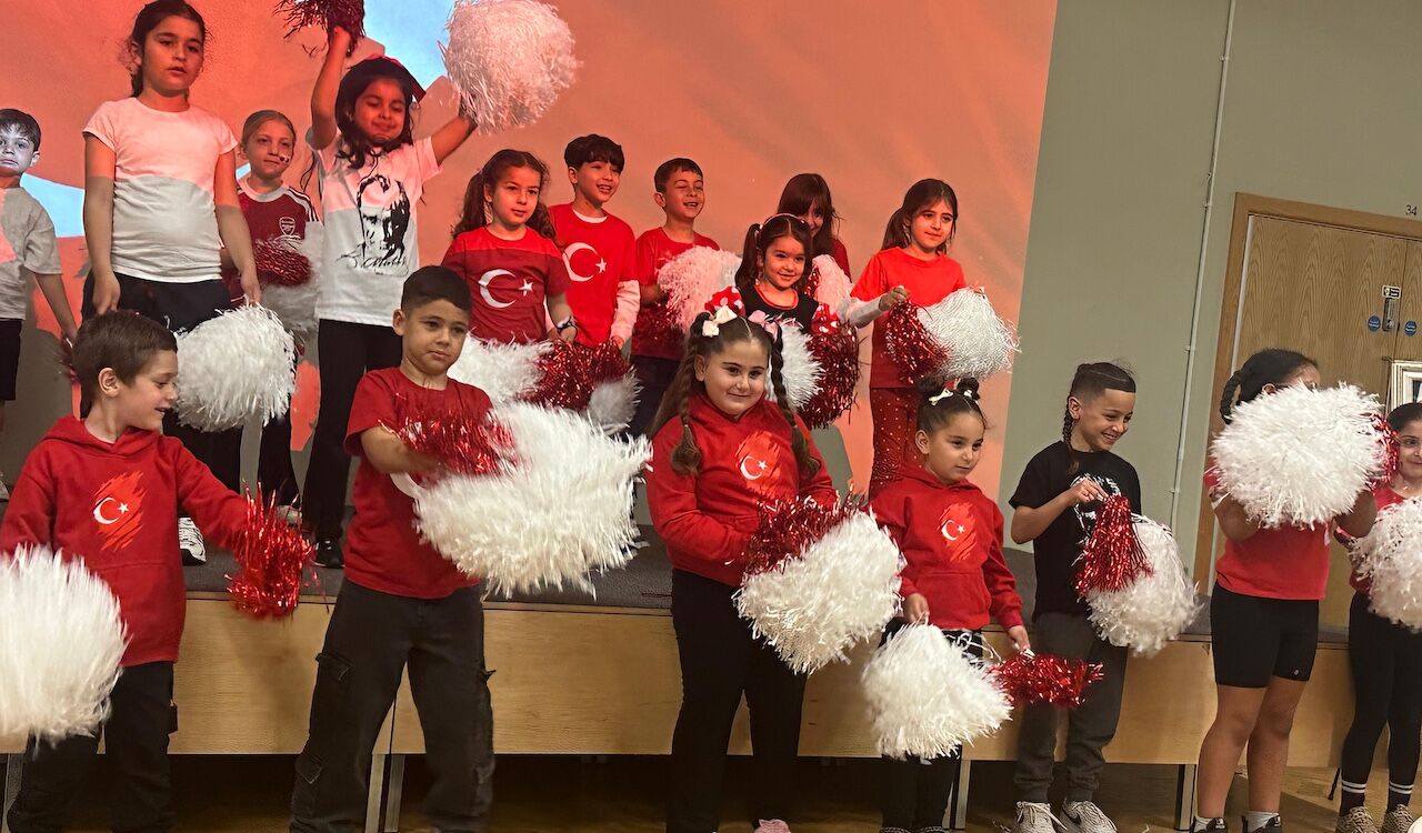 Enfield Bölgesinde Atatürk Coşkusu 9