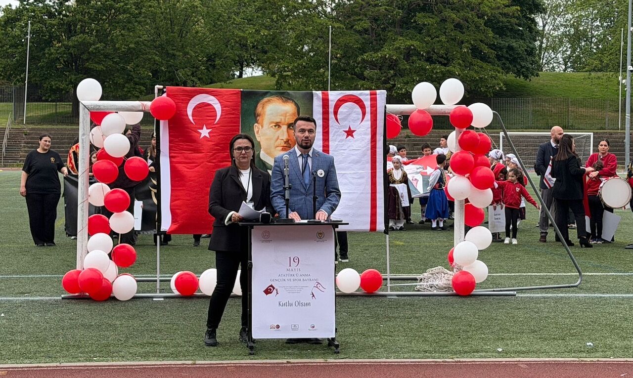 Londra’da 19 Mayıs Coşkusu Yaşandı 5