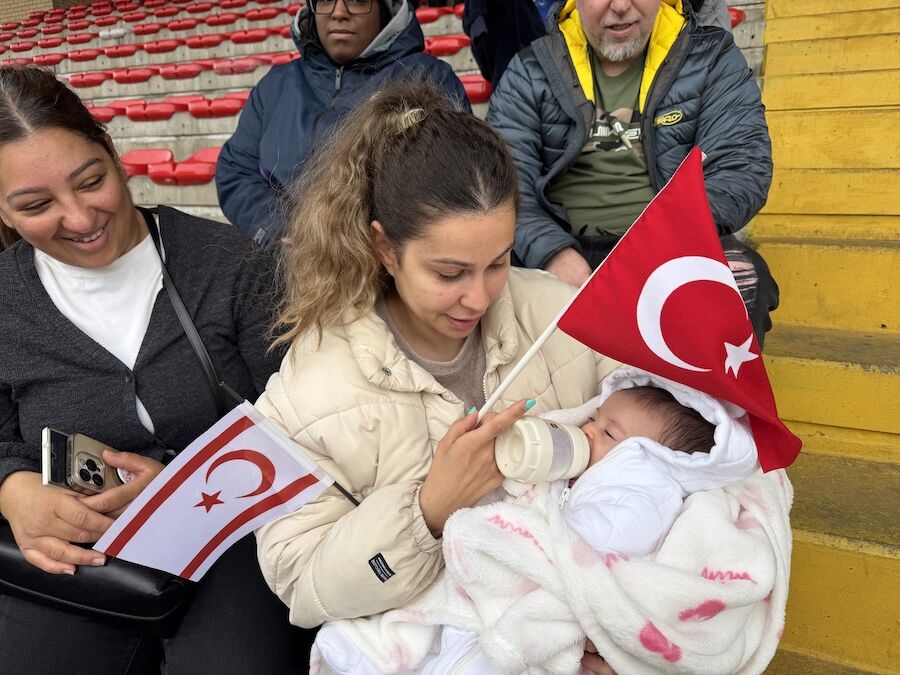 Londra’da 19 Mayıs Ve Atatürk Coşkusu Yaşandı