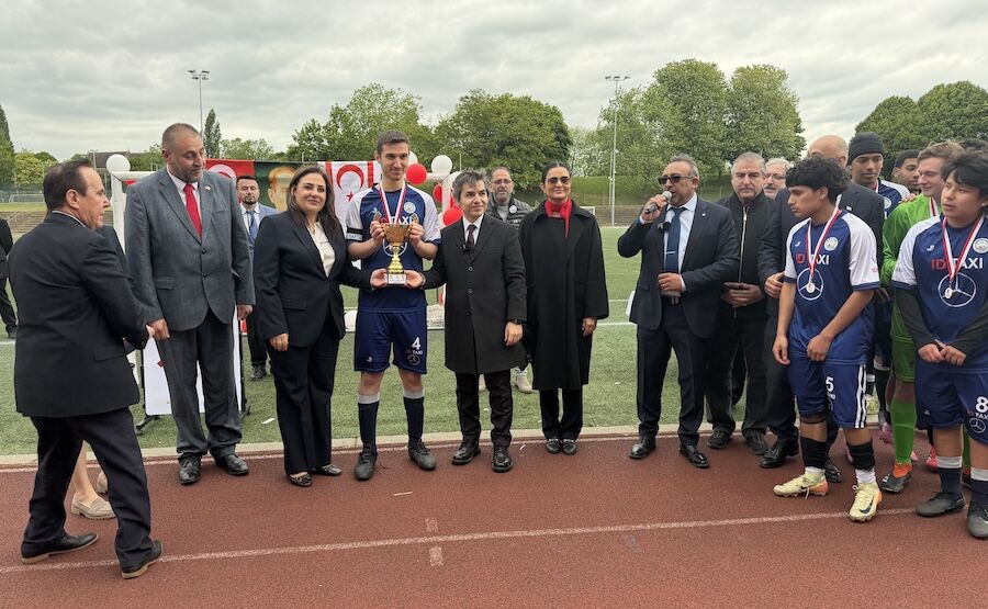 Londra’da 19 Mayıs Ve Atatürk Coşkusu Yaşandı5