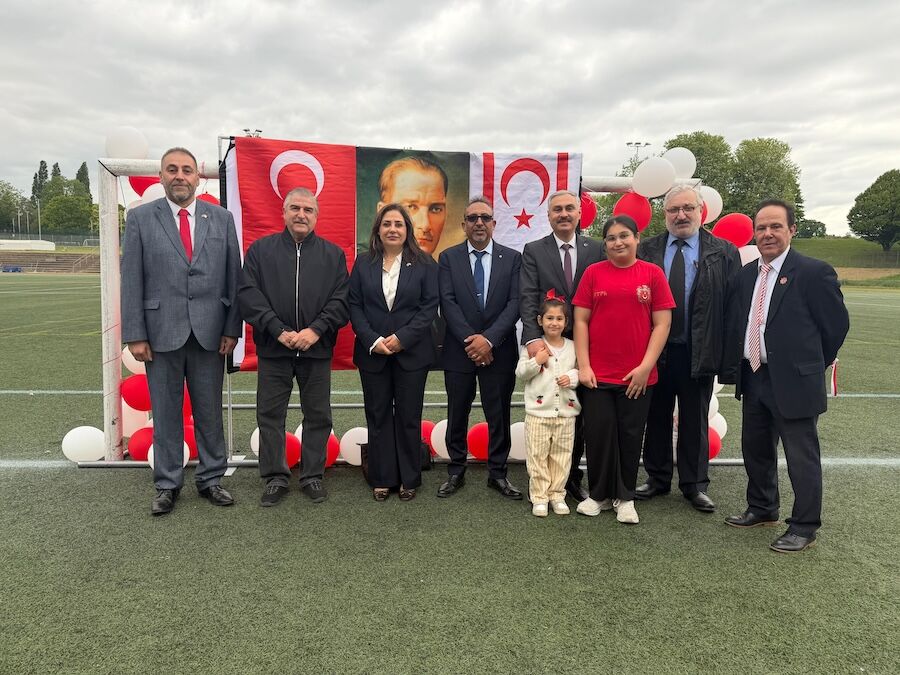 Londra’daki 19 Mayıs Etkinliğinde Kortej Yürüyüşü, Atatürk Kupası Finali