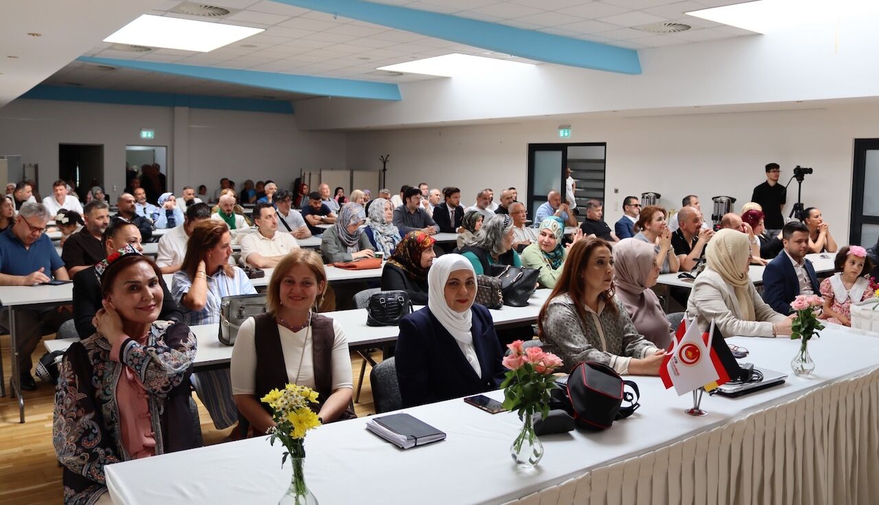 Ati̇b'de Aşure Sofrasında Birlik Mesajı 13