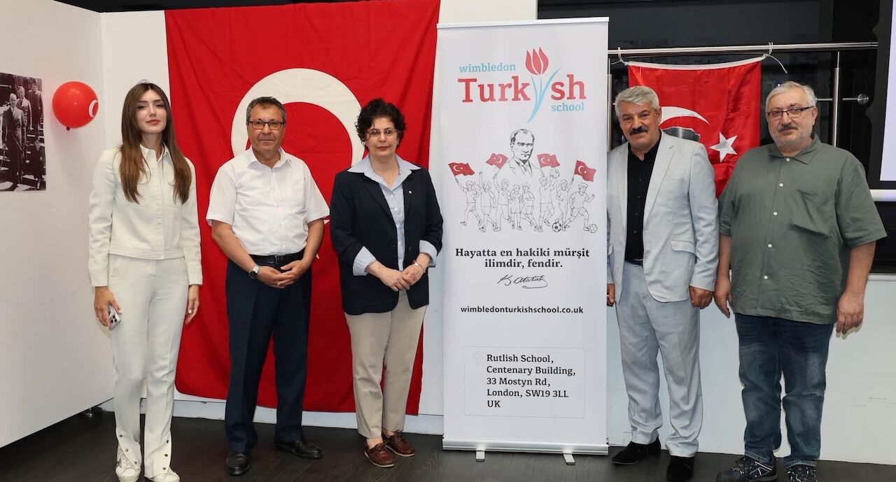 Londra Wimbledon Turk Okulu 2026 Karne Toreni 2