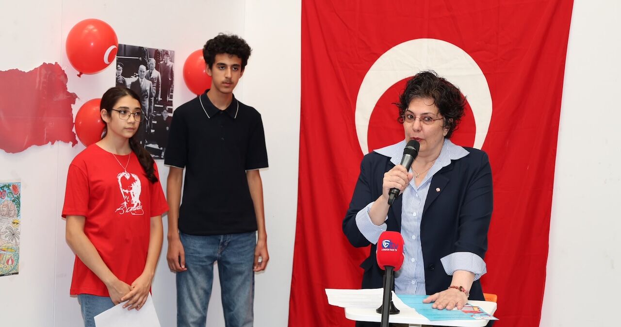 Londra Wimbledon Turk Okulu 2026 Karne Toreni Deniz Ozalp 25