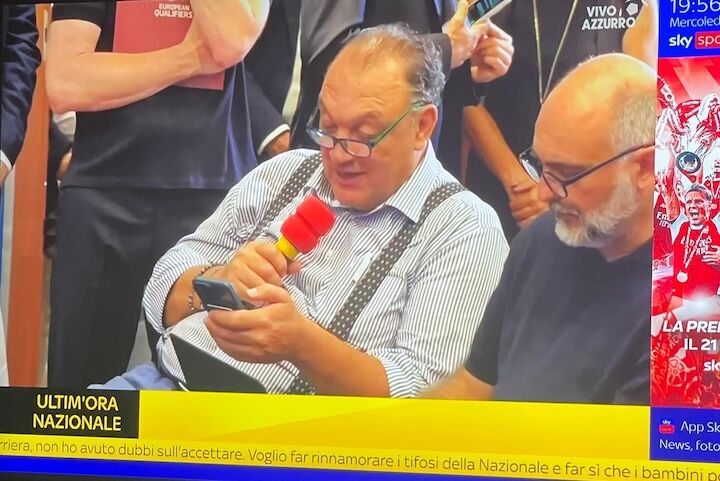 Akdeniz Oscar Töreninin Onur Konuğu Türk Voleybolu Dundar Kespalı