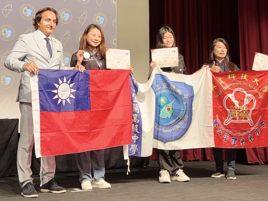 Okinawa Asya Sefler Birligi Liverpool Kemal Coskuncay 3 Vatan Oz