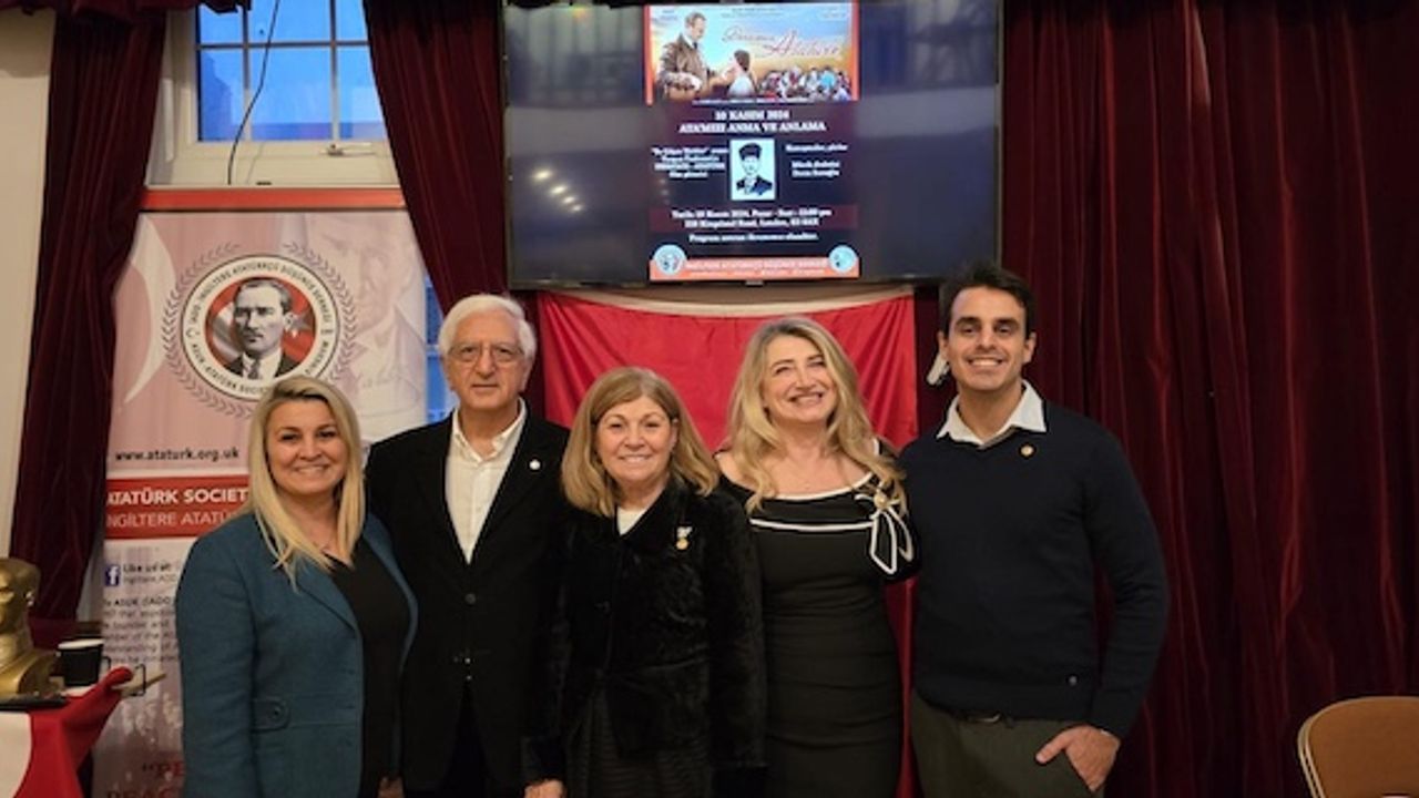 İngiltere'de 10 Kasım Atatürkü Anma ve Anlama etkinliği