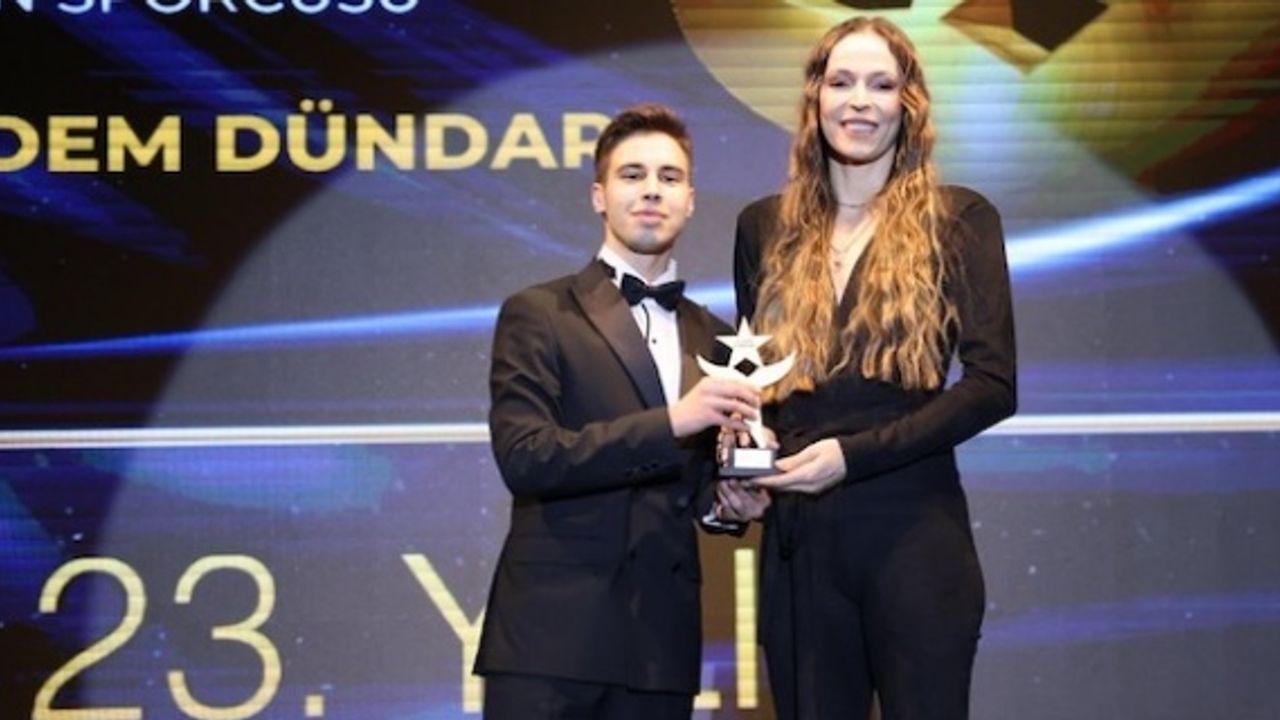 Eda Erdem Dündar, 2024 Yılının En Beğenilen Kadın Sporcusu