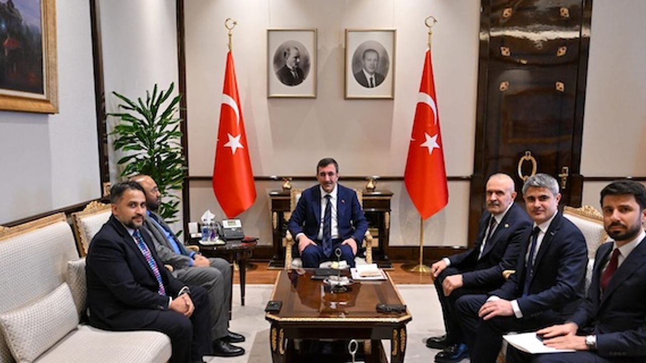 Cevdet Yılmaz, Londra'dan gelen MUSİAD UK heyetini Ankara'daki makamında kabul etti