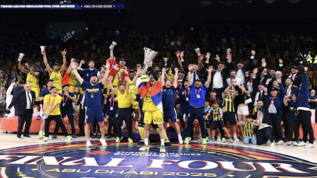 Fenerbahçe 2024-25 EuroLeague şampiyonu oldu