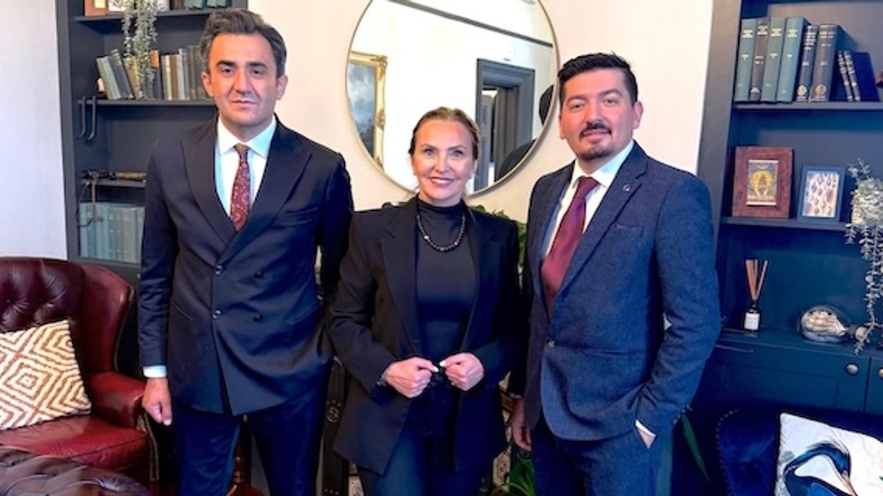 Leonas Group’un resmi açılışı Londra’nın prestijli bölgelerinden Mayfair’de gerçekleşti