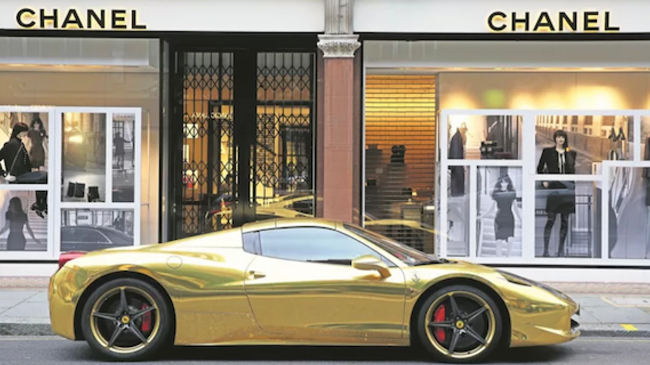 Yeni vergi rejiminden sonra süper zenginler Londra'yı terk ediyor