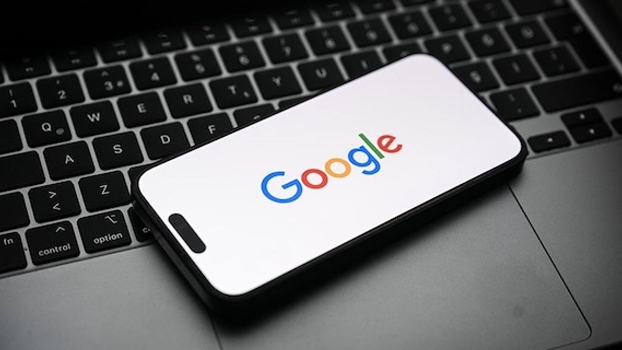 Google, İngiltere’ye 5 Milyar Sterlinlik Yapay Zeka Yatırımı Yapacak