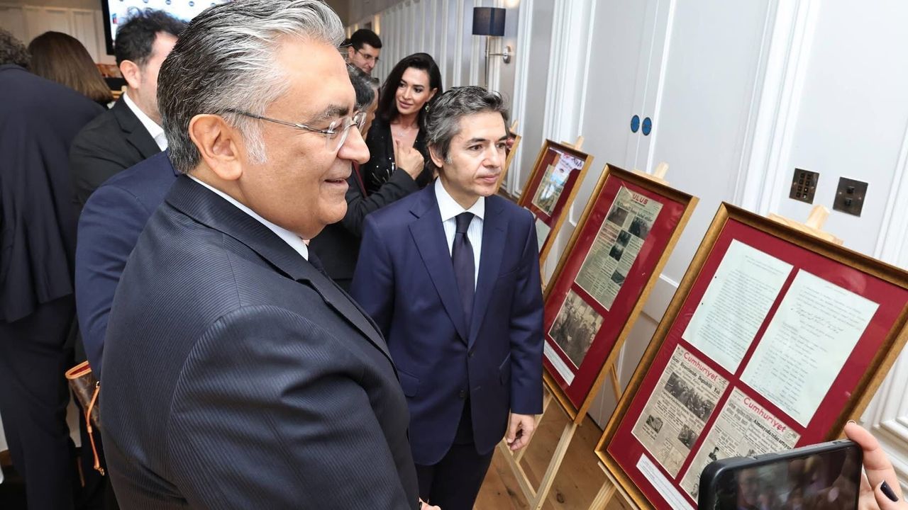 Türk İngiliz İlişkilerinin Hafızası Sergisi Londra Yunus Emre'de