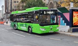 Çin Yapımı Otobüsler İngiltere’de Güvenlik Tartışması Yarattı