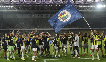 Hollanda basınında Fenerbahçe'nin zafer manşetleri