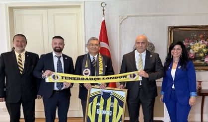 Fenerbahçeliler’den Londra Başkonsolosu Hasan Ulusoy’a ziyaret