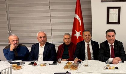 Ankara’da KGK iftarında savaş konuşuldu