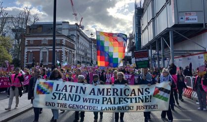 Londra’da Irkçılığa Karşı Dev Yürüyüş