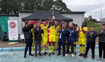 İngiltere Atatürk kupasında şampiyon Fenerbahçe UK