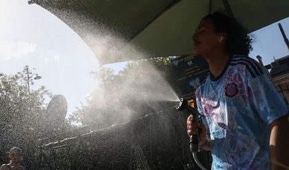 İngiltere'de Sıcak hava can aldı, 10 kişi boğuldu