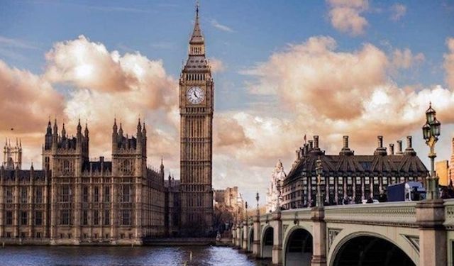 Londra, İngiltere'nin en hızlı yaşlanan şehri