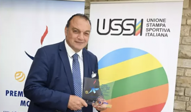 Türk Gazeteci Dündar Keşaplı, İtalya Floransa'da ödül kazandı