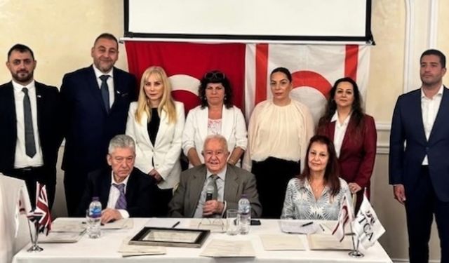  İngiltere’deki Kıbrıs Türklerin liderlerinden Dr. Özkan Hıfzı vefat etti