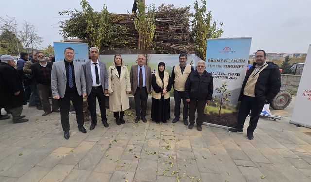 Rahma Austria'dan Malatya’ya 12 Bin Kayısı Fidanı