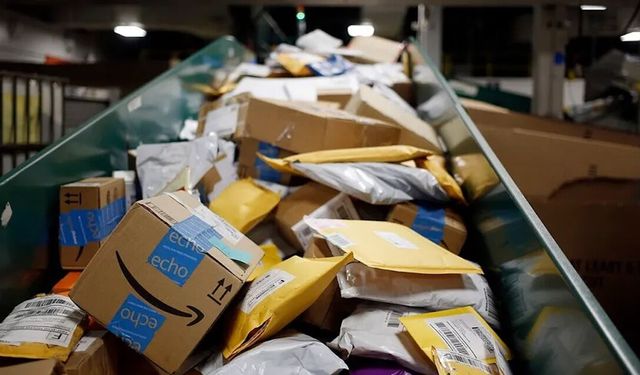 Amazon, yanlış e-posta sonrası 16 bin kişiyi işten çıkarıyor