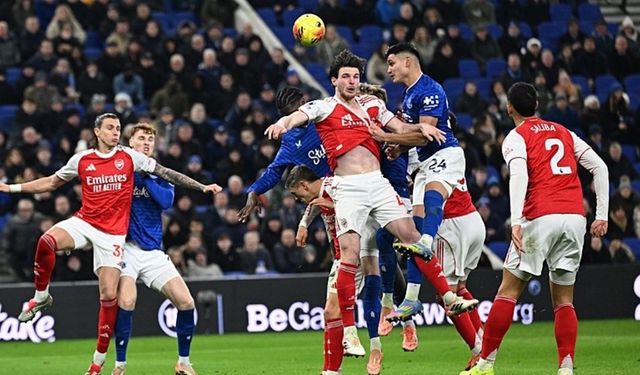 Premier Lig’de Arsenal Yine Puan Bıraktı