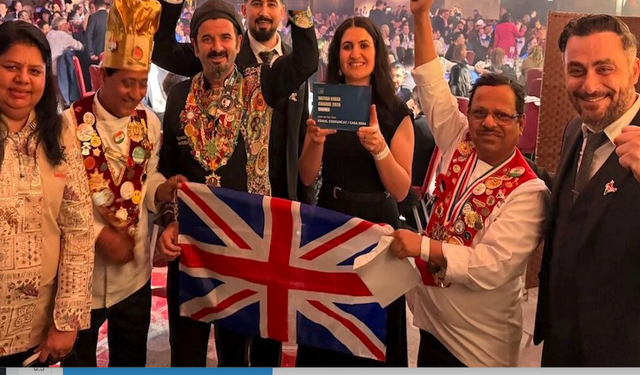 Kemal Çoşkunçay, British Kebab Awards’ta 'Yılın Şefi' seçildi