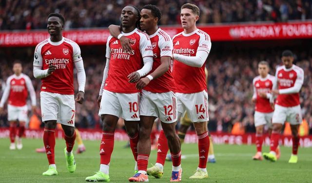 Arsenal 22 Yıl Sonra Premier Lig Şampiyonu
