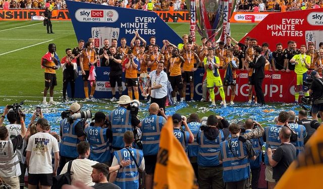 Acun Tarih Yazdı, Hull City Premier Lig’de