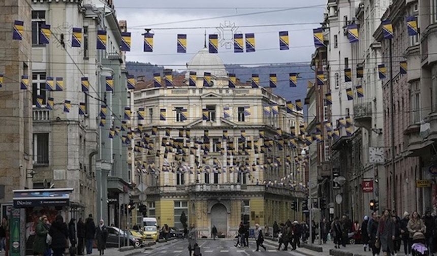 Bosna Hersek bağımsızlığının 33. yılını kutluyor